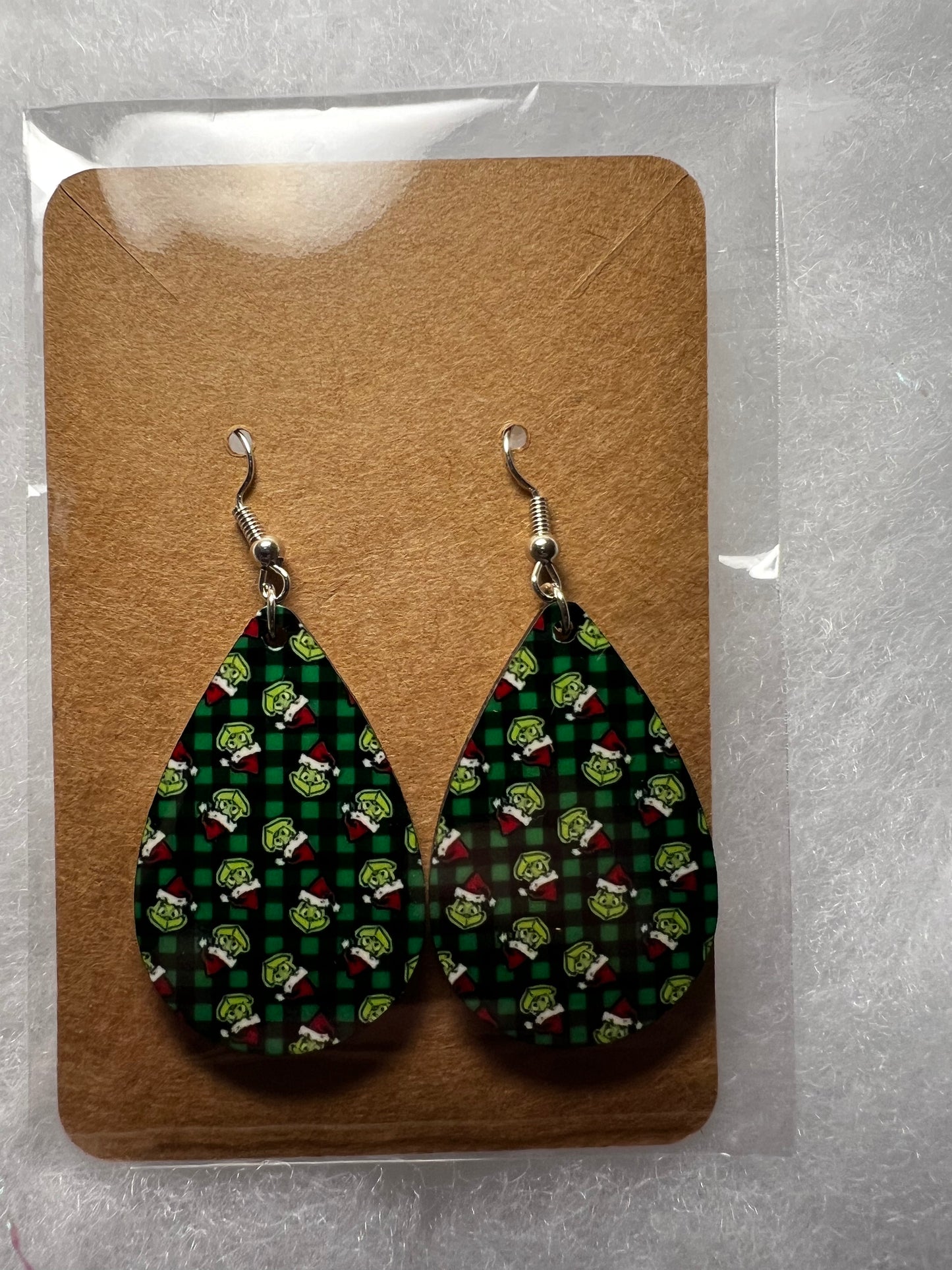 Tear drop Christmas earrings